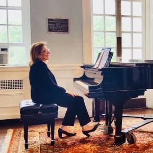 Meet your Posher, Yesim